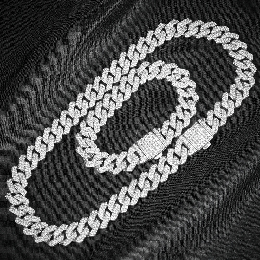 colar masculino, conjunto masculino, corrente cubana, pulseira hip hop, relógio de luxo, joias masculinas, moda urbana, estilo rapper, acessórios de homem, CLB Fashion Brasil