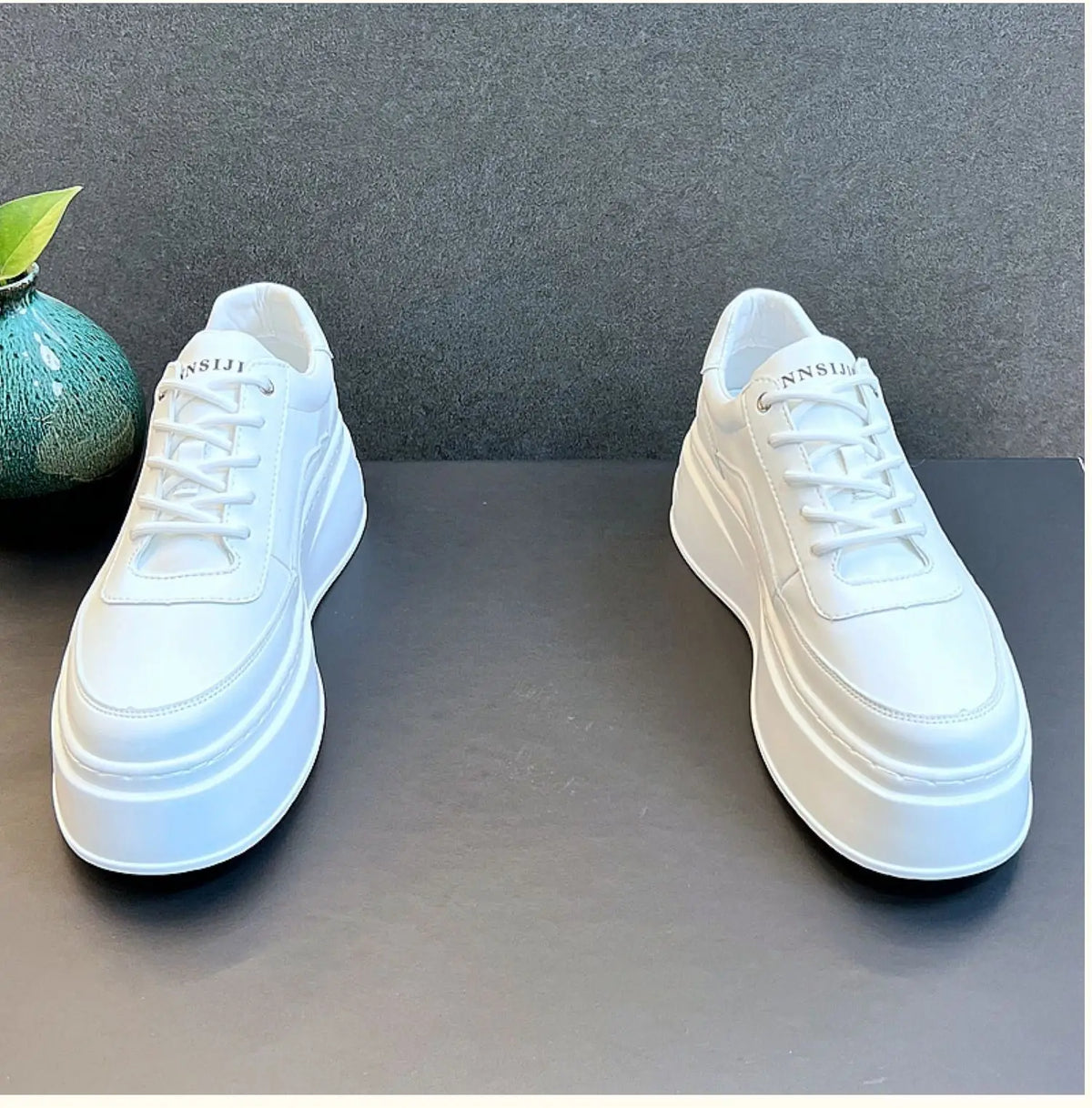 TENNIS BLANC GROS TALON