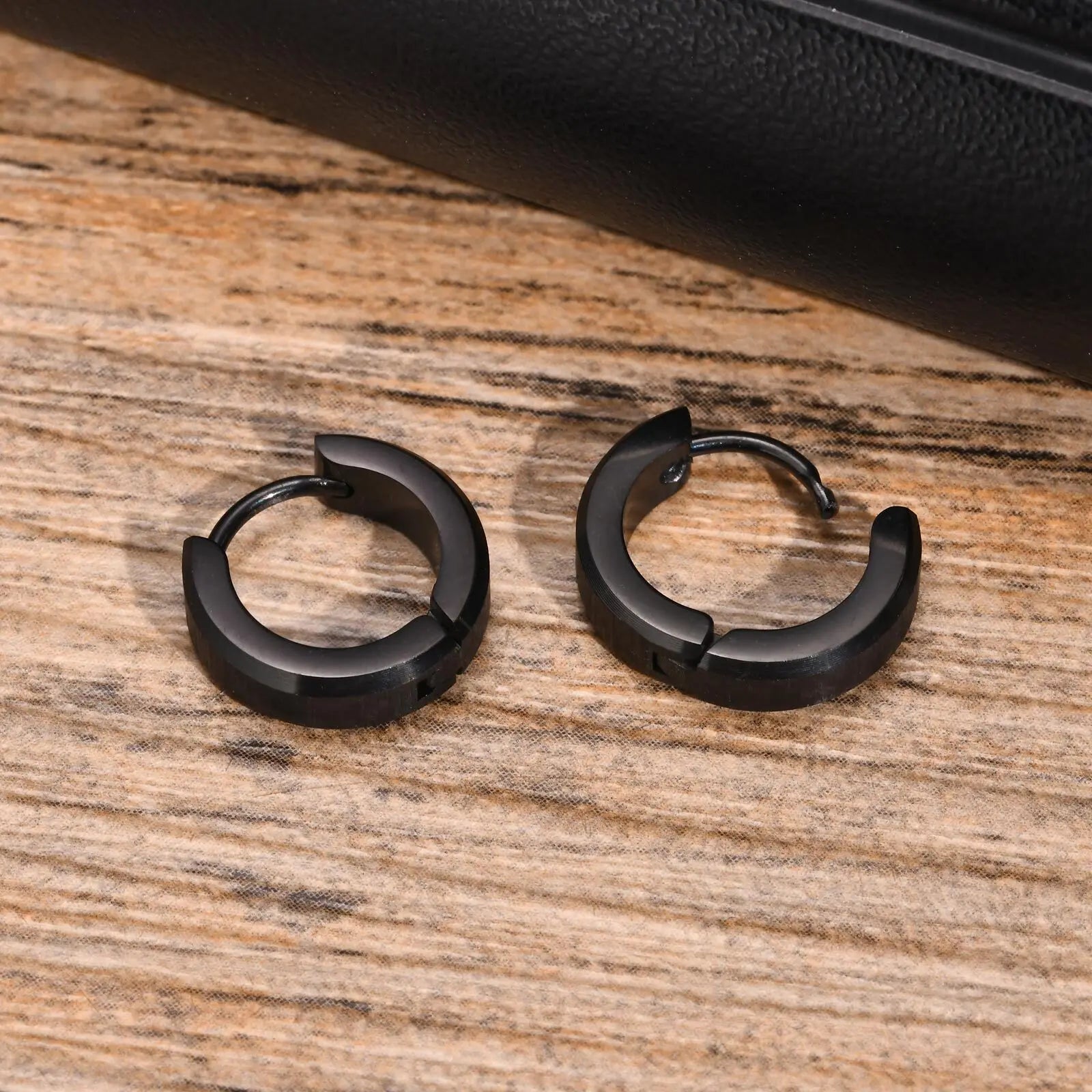 BOUCLE D'OREILLE  CLB